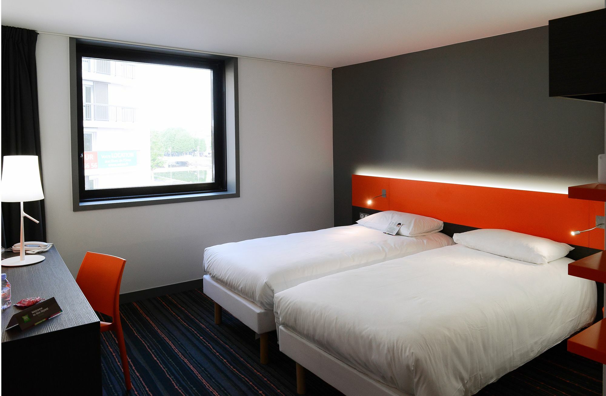 Ibis Styles Caen Centre Gare Hotel Exterior photo